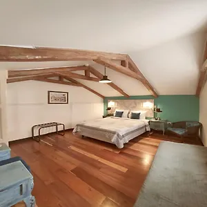 4* Aparthotel Old Town Quito Suites, Elegant Comfort & Space In The Historic Center